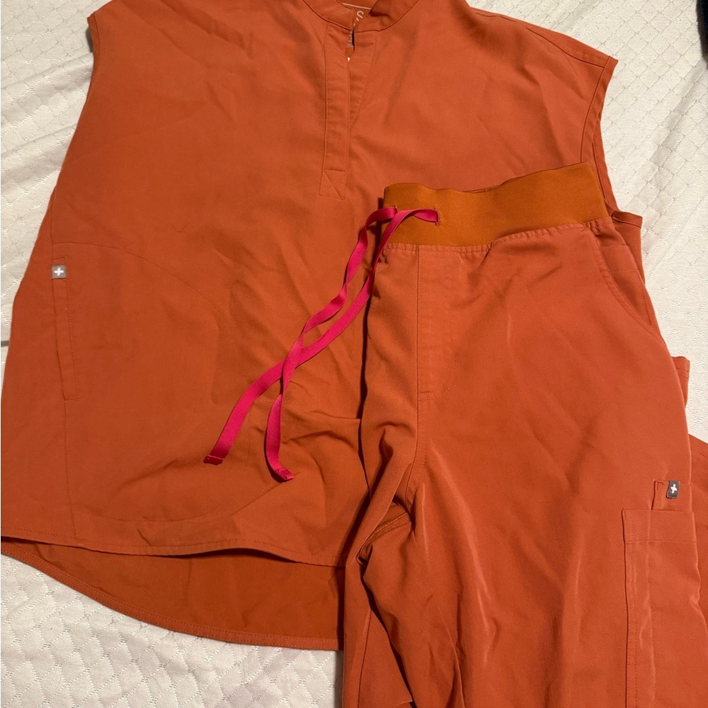 Women's Orange Rafaela Figs Scrub Set